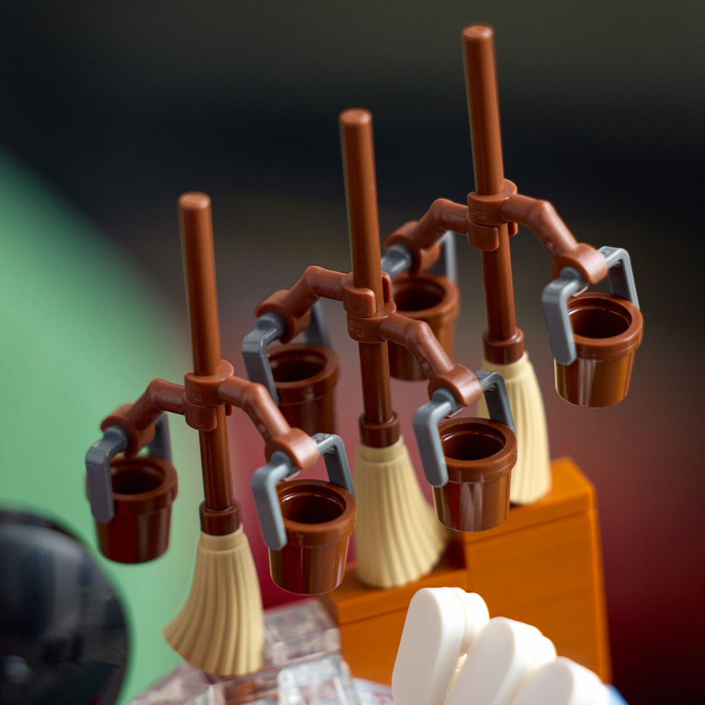 LEGO® Ideas Magic of Disney - Bộ Lắp Ráp Mô Hình Kỷ Niệm Disney - LEGO 21352 LEGO - ảnh 2 - LEGO Ideas
