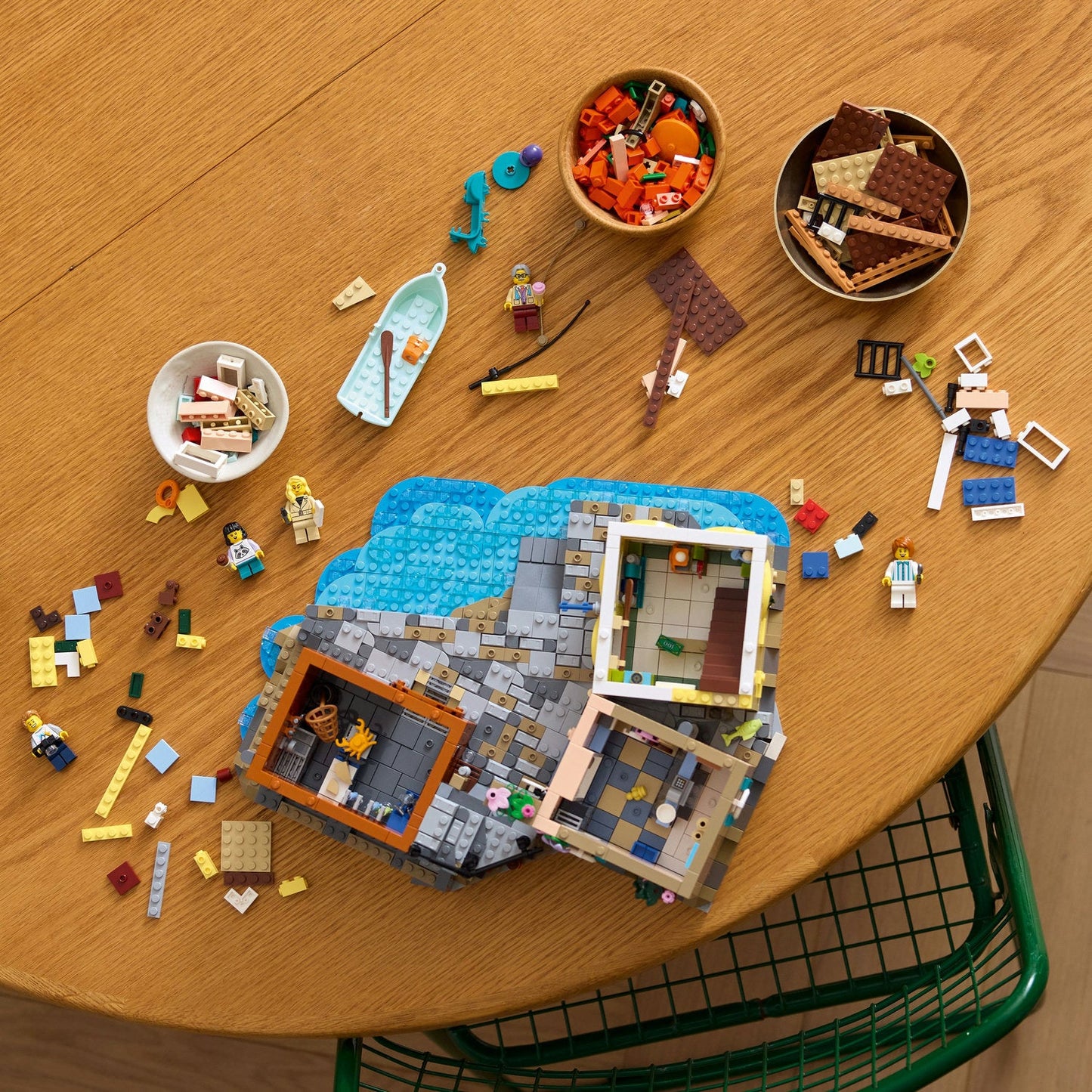 LEGO® Ideas Italian Riviera - Mô Hình Làng Chài Ý 21359 - LEGO - Hình ảnh bổ sung 5