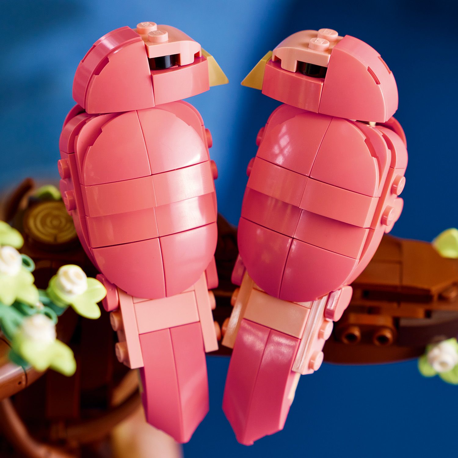 LEGO® Ideas Love Birds - Bộ Lắp Ráp Chim Tình Yêu LEGO 21365 LEGO - ảnh 5 - Lego