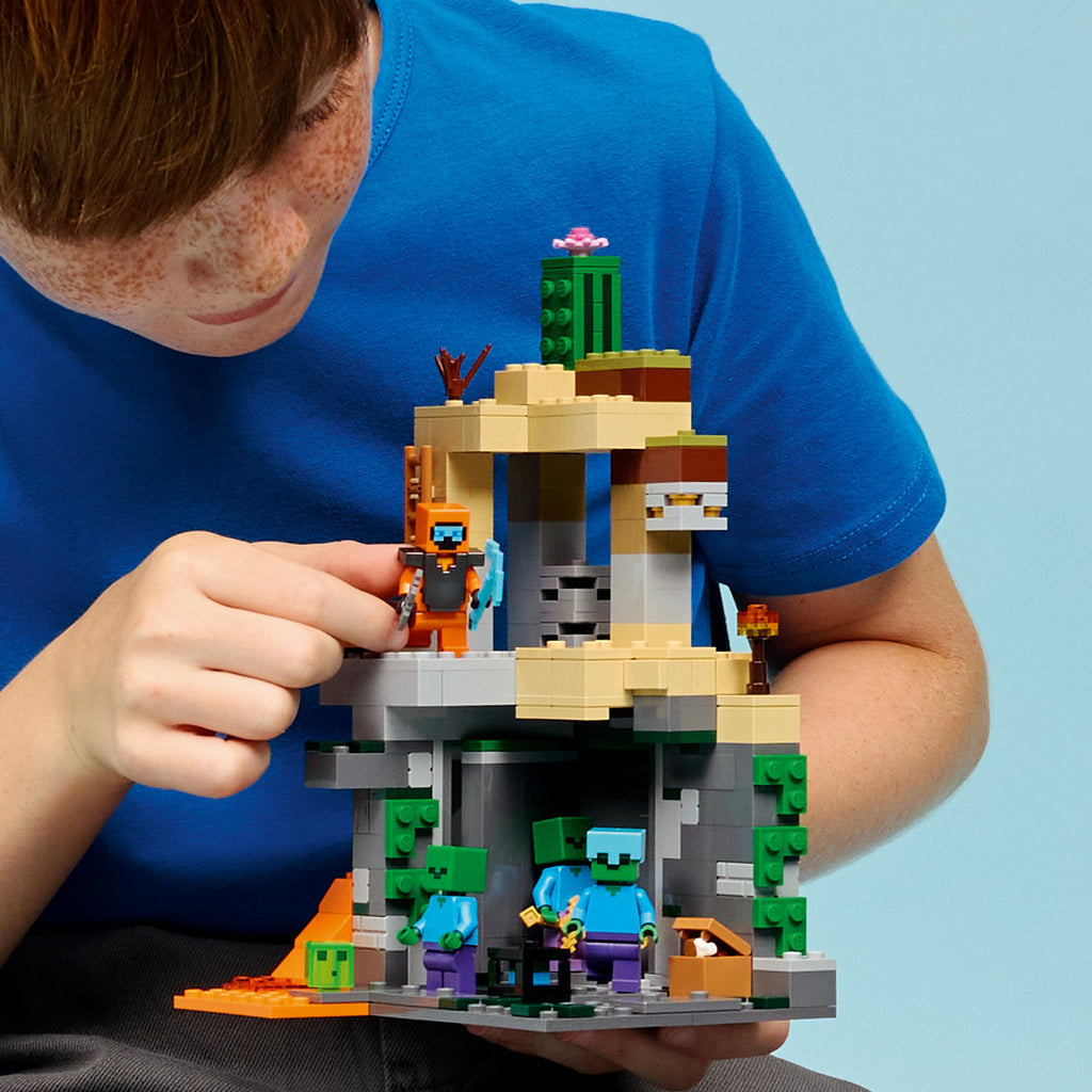 LEGO® Minecraft Zombie Dungeon - Bộ đồ chơi lắp ráp Hầm ngục Thây ma (21587) - LEGO - Góc nhìn khác 3