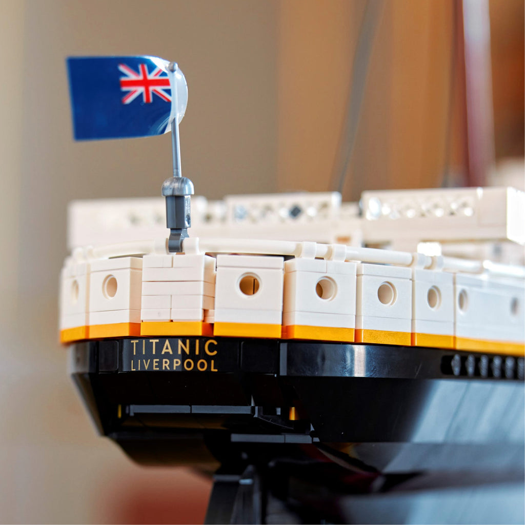 LEGO® Creator Expert Titanic - Mô hình Tàu Thủy Khổng Lồ 9090 Mảnh Ghép (10294)