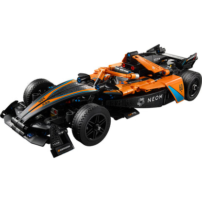 LEGO® Technic™ NEOM McLaren Formula E Race Car - Mô Hình Xe Đua Công Thức E - LEGO 42169 - Hình ảnh chi tiết 2
