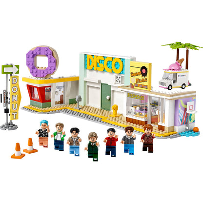 LEGO® Ideas BTS Dynamite - Bộ Lắp Ráp Mô Hình Nhóm Nhạc BTS (21339) - LEGO Ideas - Hình ảnh chi tiết 2