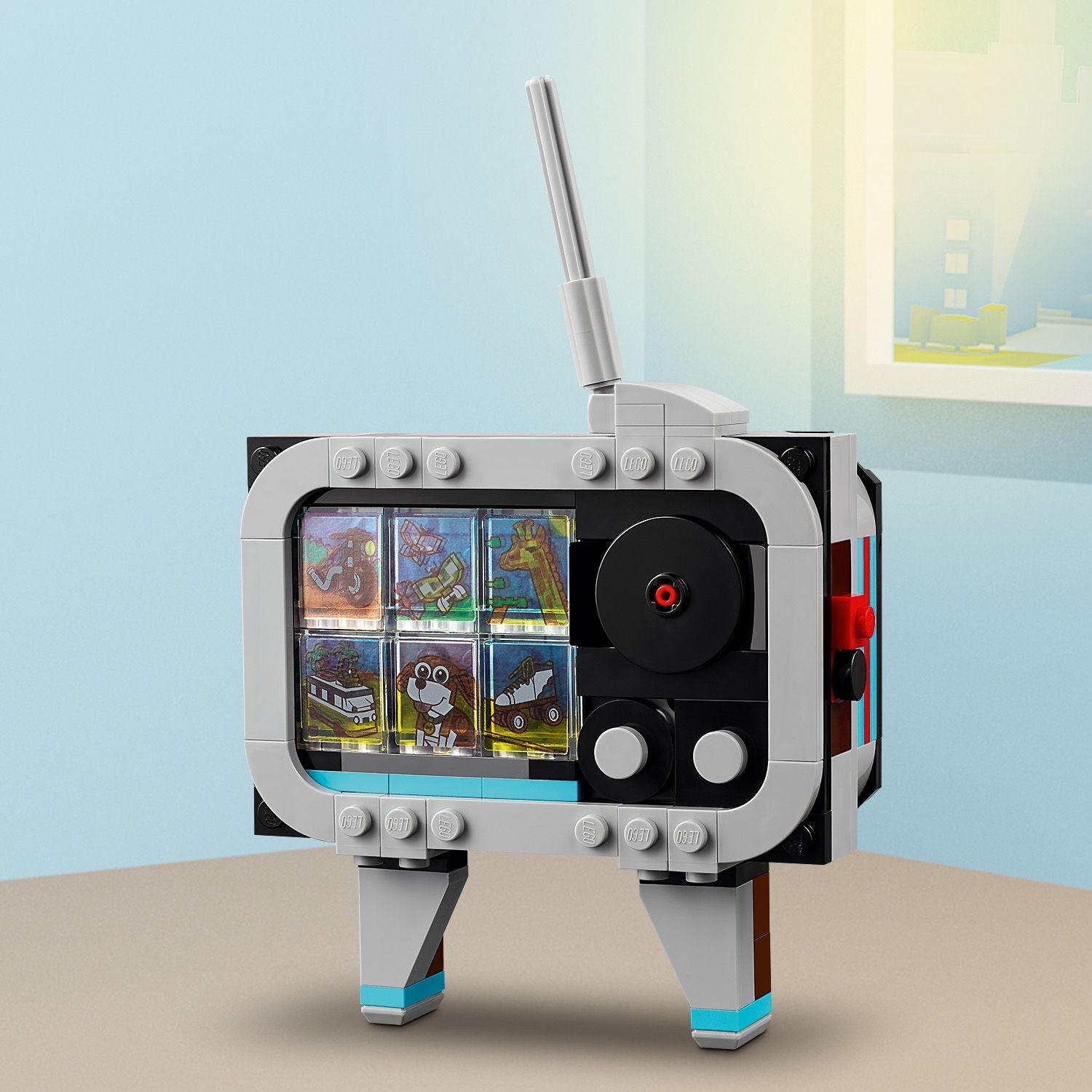 LEGO® Creator 3-in-1 Retro Camera - Bộ Lắp Ráp Máy Ảnh Cổ Điển 3 Trong 1 - LEGO 31147 LEGO - ảnh 1 - Building Sets