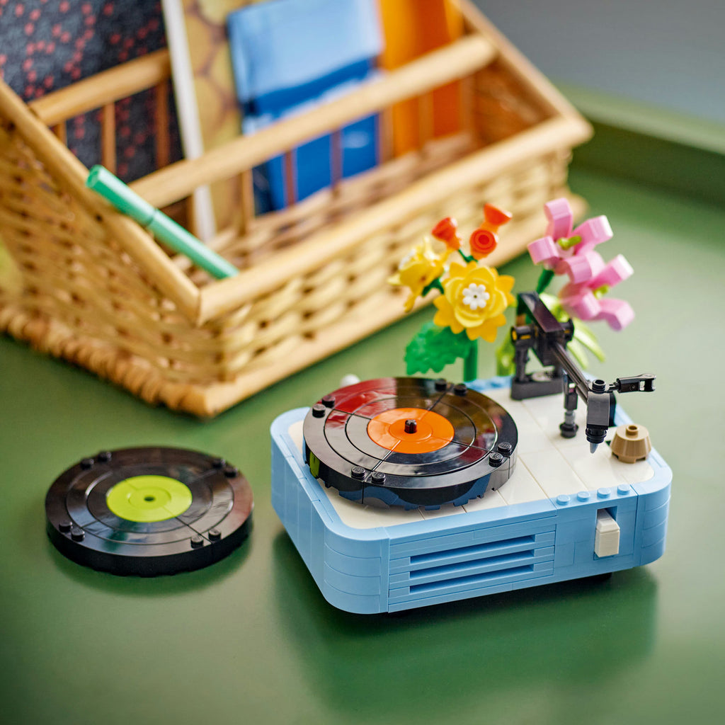 LEGO® Creator 3-in-1 Record Player with Flowers - Đồ chơi lắp ráp 3 trong 1 - LEGO 31172