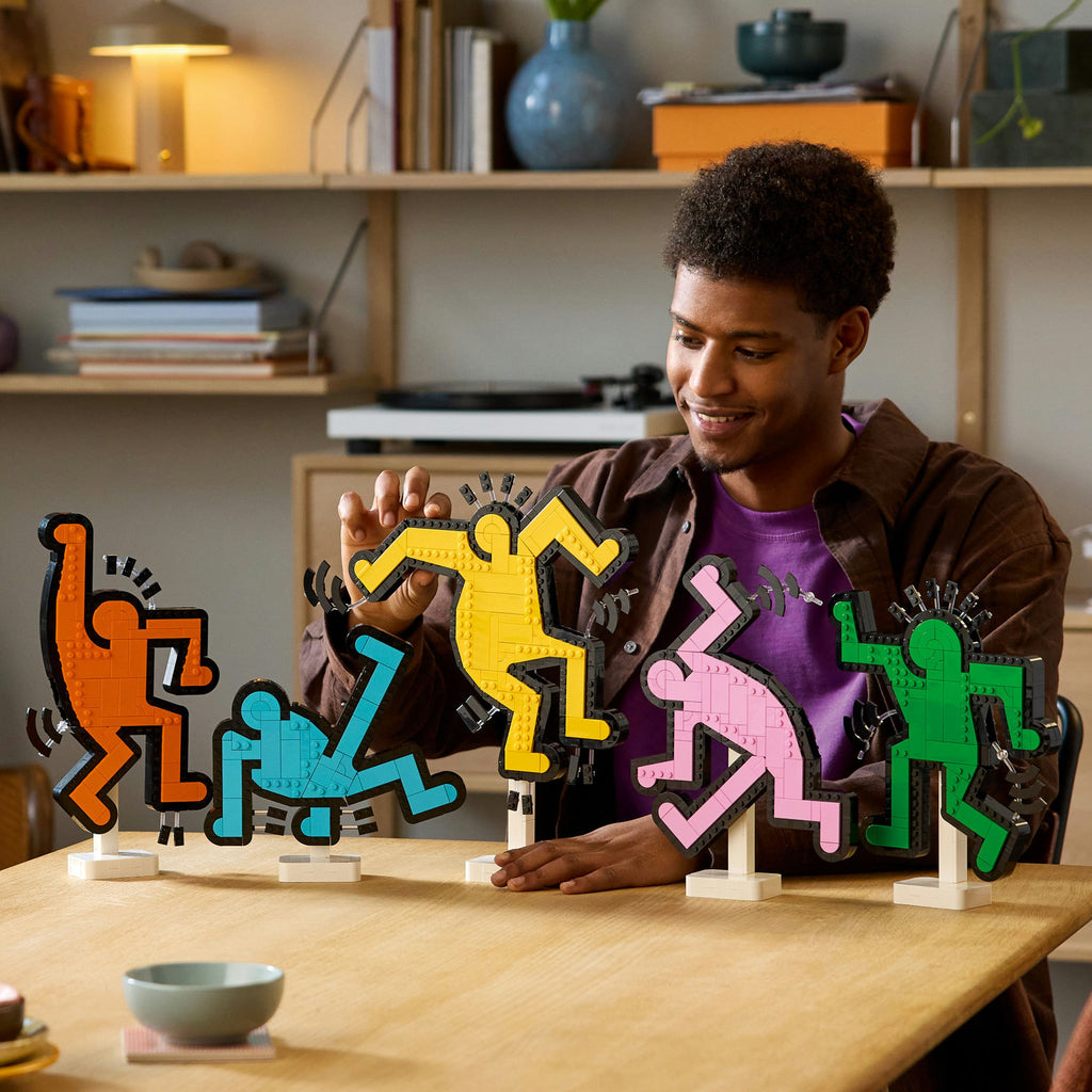 LEGO® Art Keith Haring – Dancing Figures - Bộ Lắp Ráp Tranh Nghệ Thuật 31216 - Góc nhìn khác 3