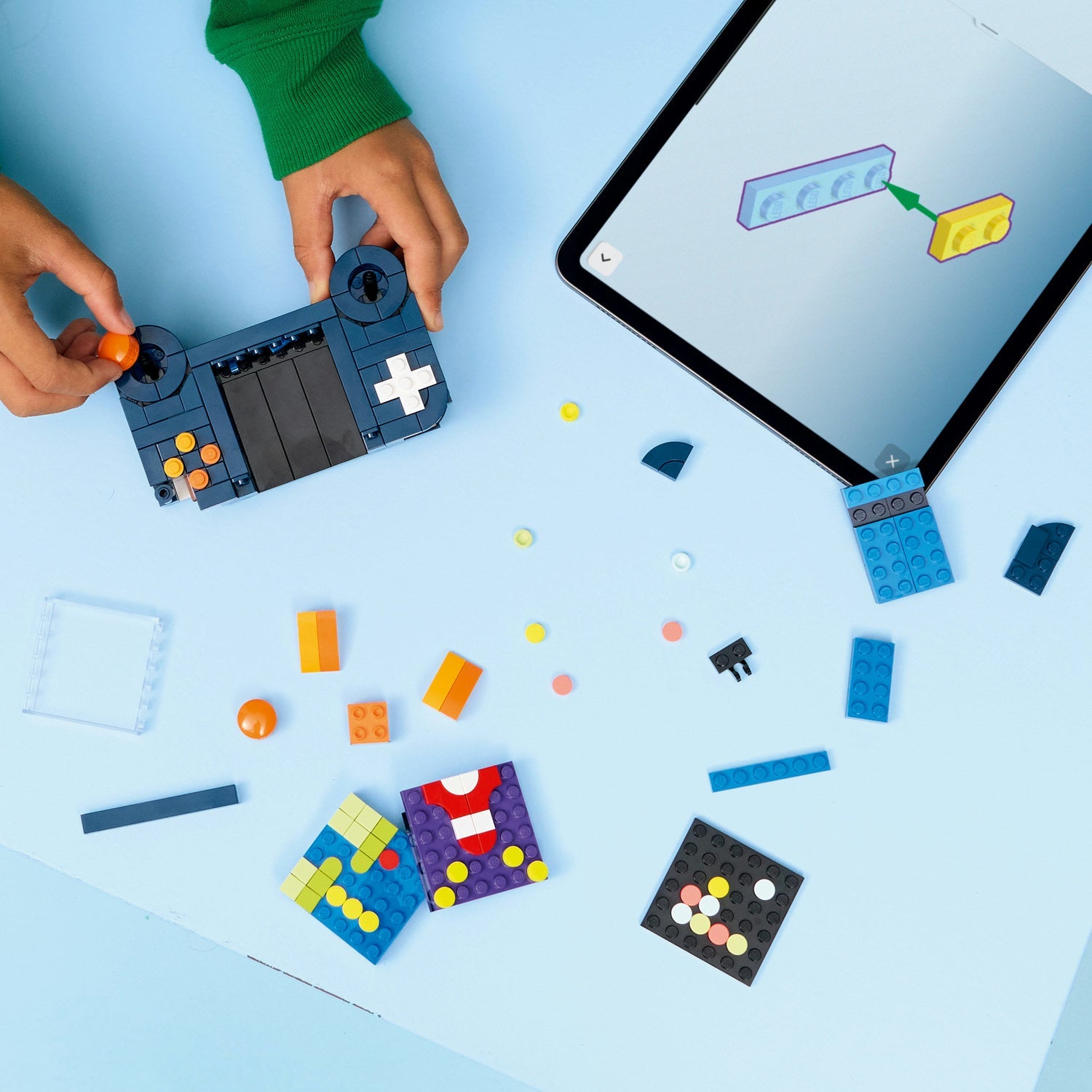 LEGO® Creator 3-in-1 Retro Gaming Console - Bộ Lắp Ráp Máy Chơi Game Cổ Điển LEGO 31380 - Hình ảnh bổ sung 4