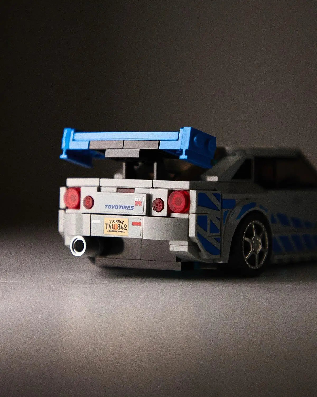 LEGO® Speed Champions Nissan Skyline GT-R (R34) - Mô hình lắp ráp xe đua Fast & Furious - LEGO 76917 - Hình ảnh chi tiết 2