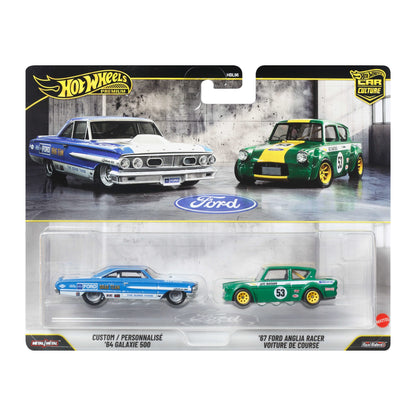 Hot Wheels Premium Car Culture 2-Pack 2004 Volkswagen Gold R32 & Volkswagen Golf MK7