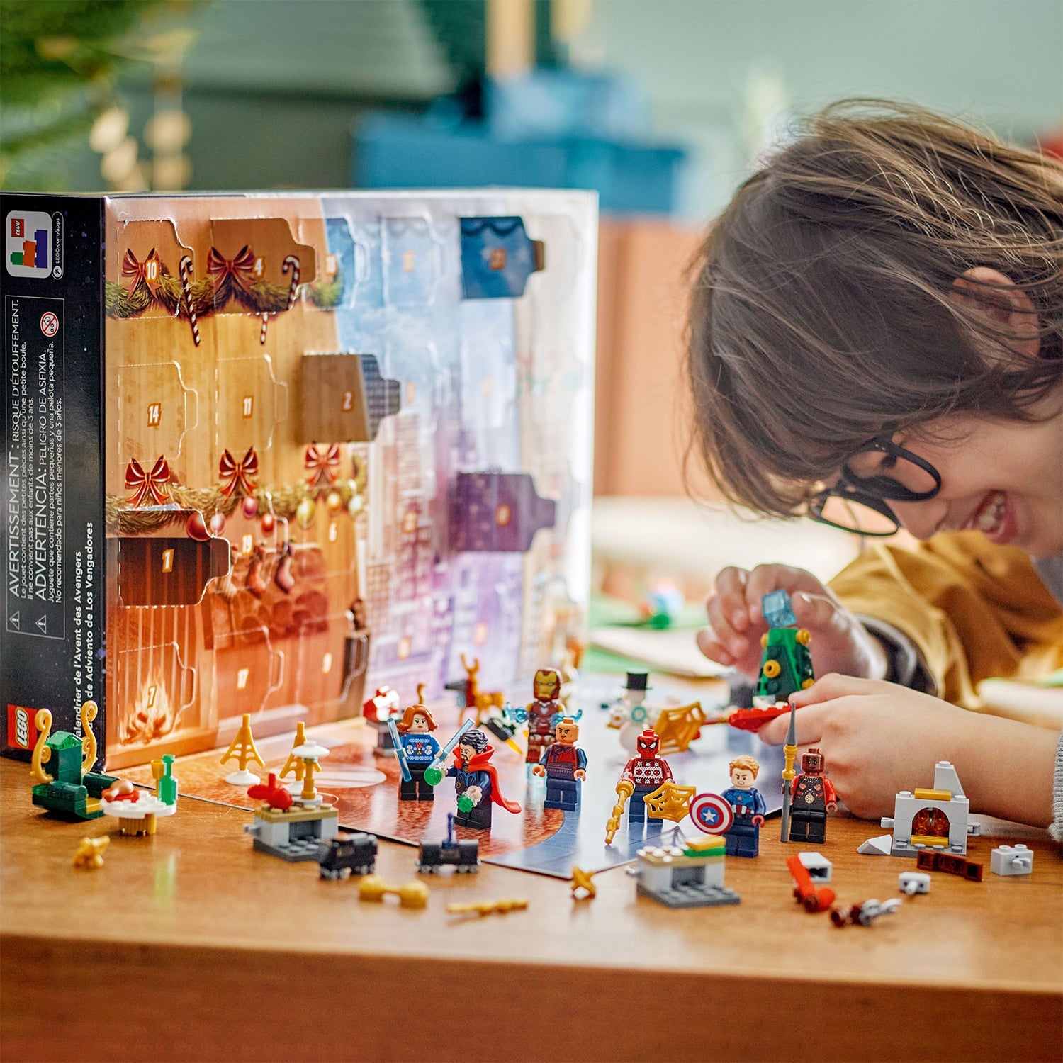 LEGO® Marvel Advent Calendar - Bộ Lịch Mùa Vọng Siêu Anh Hùng Avengers - LEGO 76267 - Góc nhìn khác 3