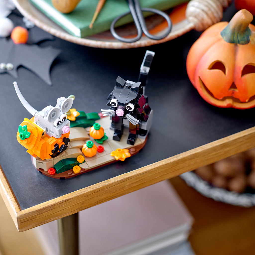 LEGO® Halloween Cat & Mouse - Bộ Lắp Ráp Mèo Và Chuột Halloween 40570 - Góc nhìn khác 3