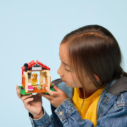 LEGO® Animal Crossing™ Goldie’s Cosy House - Bộ Đồ Chơi Lắp Ráp Ngôi Nhà Của Goldie - LEGO 77058