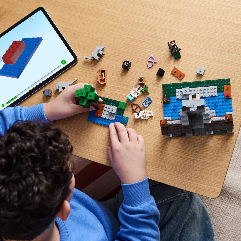 LEGO® Minecraft® The Wolf Stronghold - Đồ Chơi Lắp Ráp Pháo Đài Sói 21261 - Góc nhìn khác 3