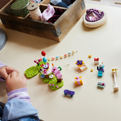 LEGO® Animal Crossing™ Julian’s Birthday Party - Đồ Chơi Lắp Ráp Tiệc Sinh Nhật Julian - LEGO 77046 - Hình ảnh bổ sung 4