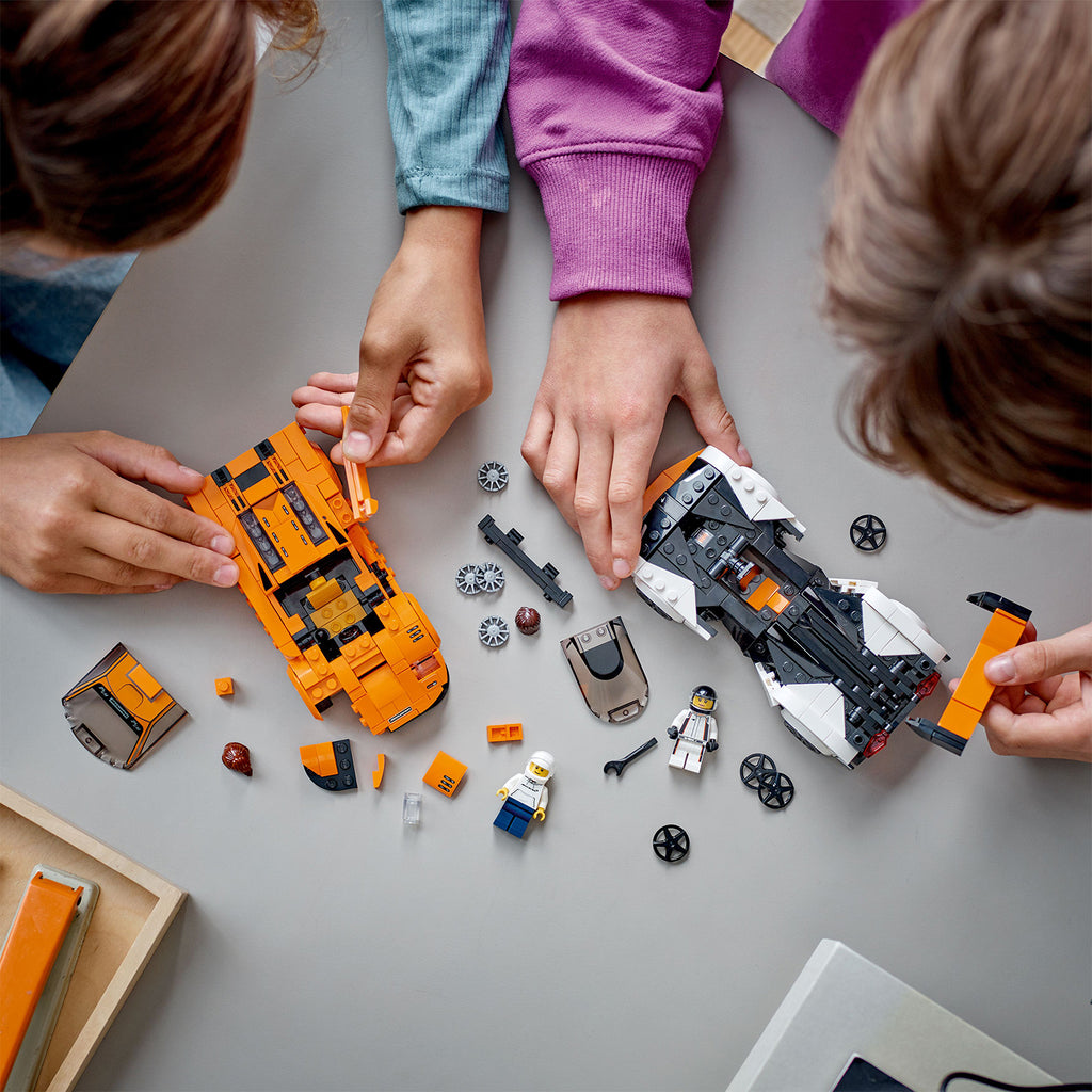 LEGO® Speed Champions McLaren Solus GT and F1 LM (76918) - Bộ Đồ Chơi Lắp Ráp Siêu Xe McLaren - LEGO - Góc nhìn khác 3