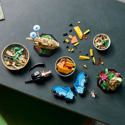 LEGO® Ideas The Insect Collection - Bộ Đồ Chơi Lắp Ráp Côn Trùng - LEGO 21342 - Góc nhìn khác 3