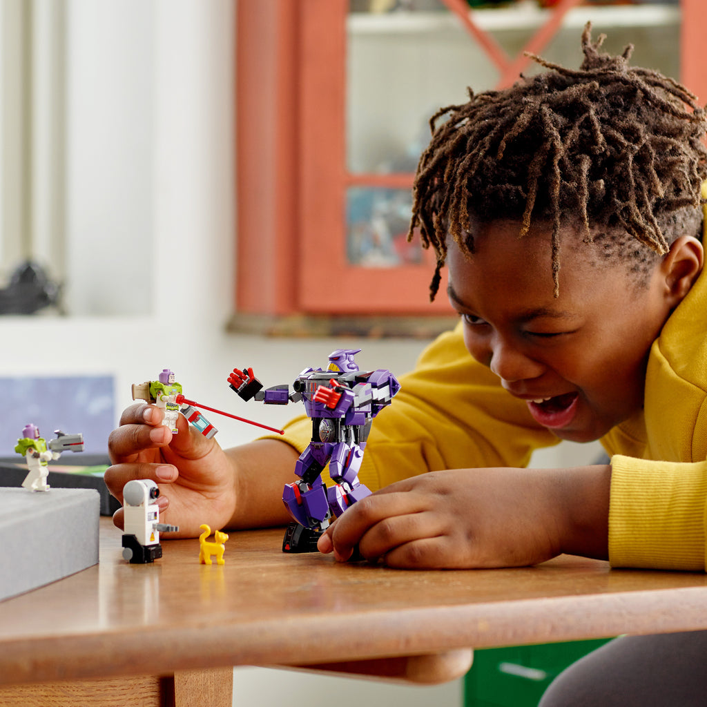 LEGO® Disney™ & Pixar's Lightyear Zurg Battle - Đồ chơi lắp ráp Robot Mech Zurg LEGO 76831 - Góc nhìn khác 3