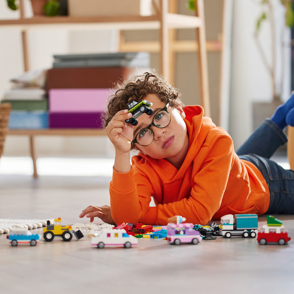 LEGO® Classic Creative Vehicles - Bộ Lắp Ráp Xe Cộ Sáng Tạo - LEGO 11036 - Góc nhìn khác 3