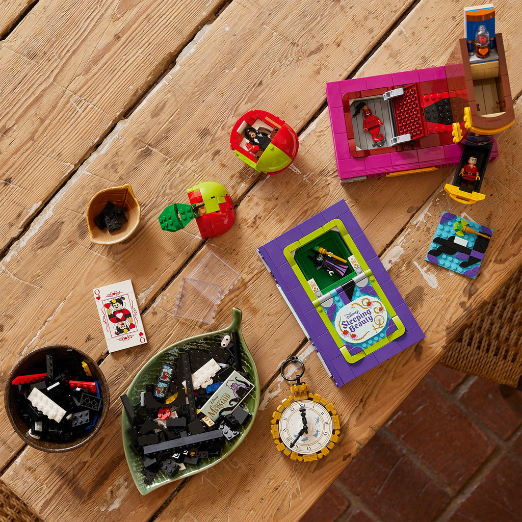 LEGO® Disney™ Villain Icons - Bộ Lắp Ráp Biểu Tượng Kẻ Phản Diện - LEGO 43227 - Hình ảnh bổ sung 4