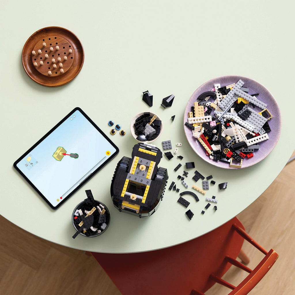 LEGO® Ideas Tuxedo Cat - Mô hình Mèo Đen Trắng Lắp Ráp - LEGO 21349 - Hình ảnh bổ sung 4