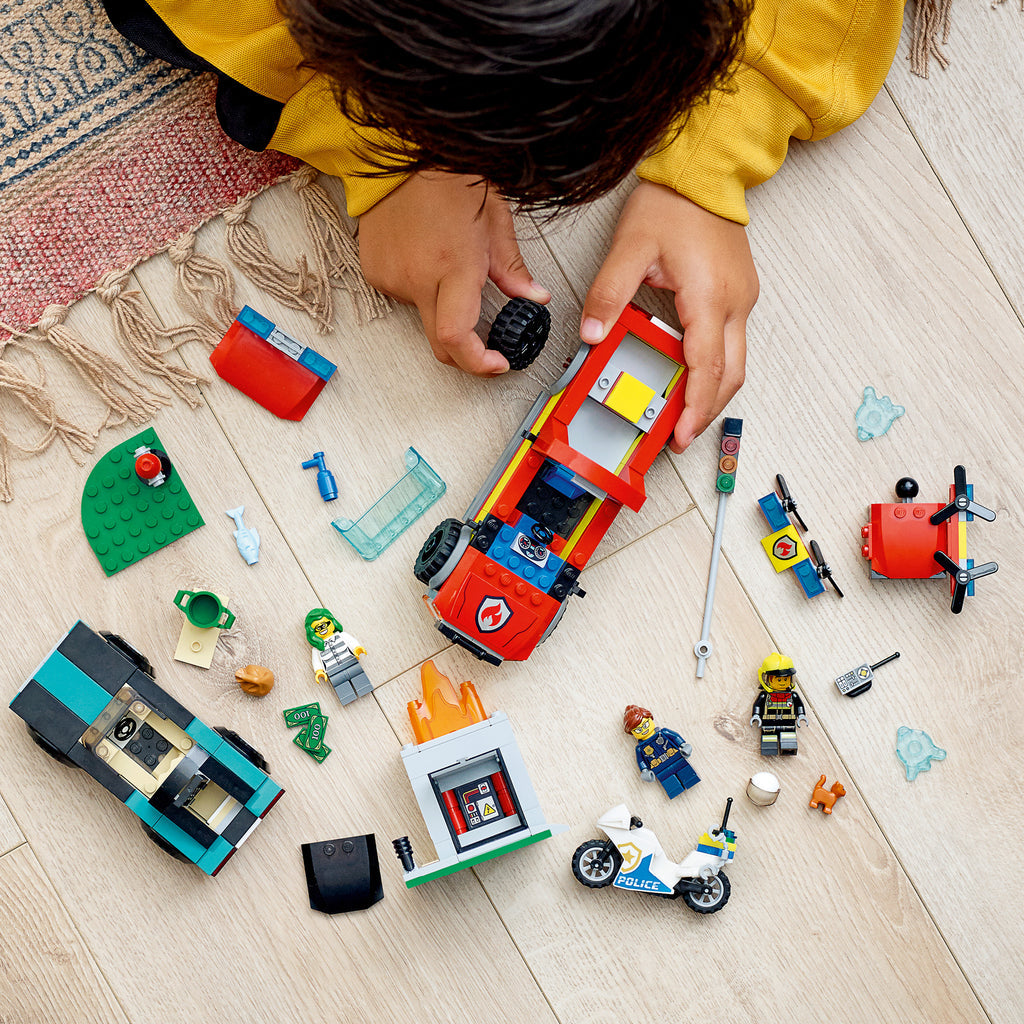 LEGO® City Fire Rescue & Police Chase - Đồ Chơi Lắp Ráp Xe Cứu Hỏa & Cảnh Sát Rượt Đuổi LEGO 60319 - Góc nhìn khác 3