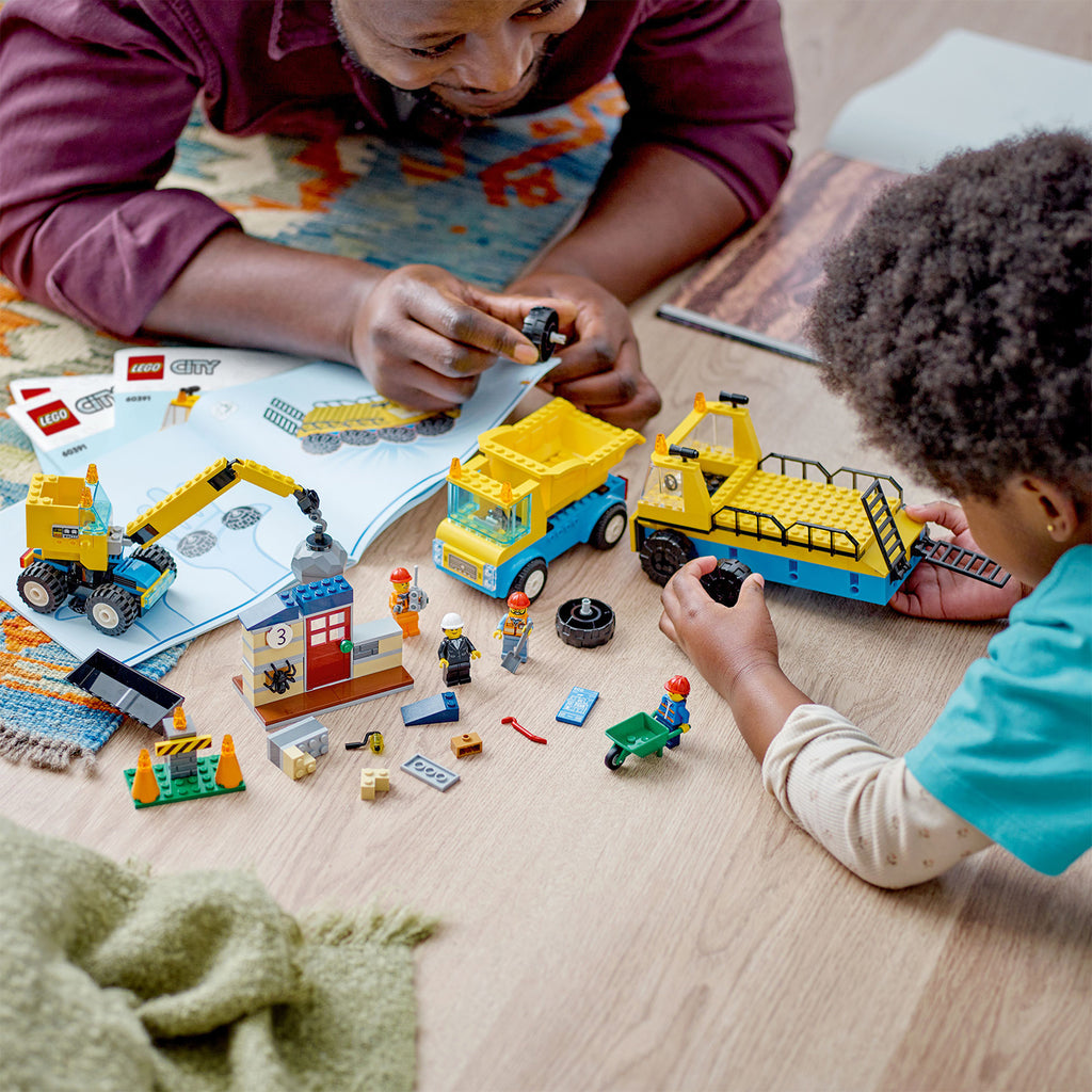 LEGO® City Construction Trucks and Wrecking Ball Crane - Bộ Đồ Chơi Xe Công Trình Và Cần Cẩu Phá Dỡ LEGO 60391 - Hình ảnh bổ sung 5