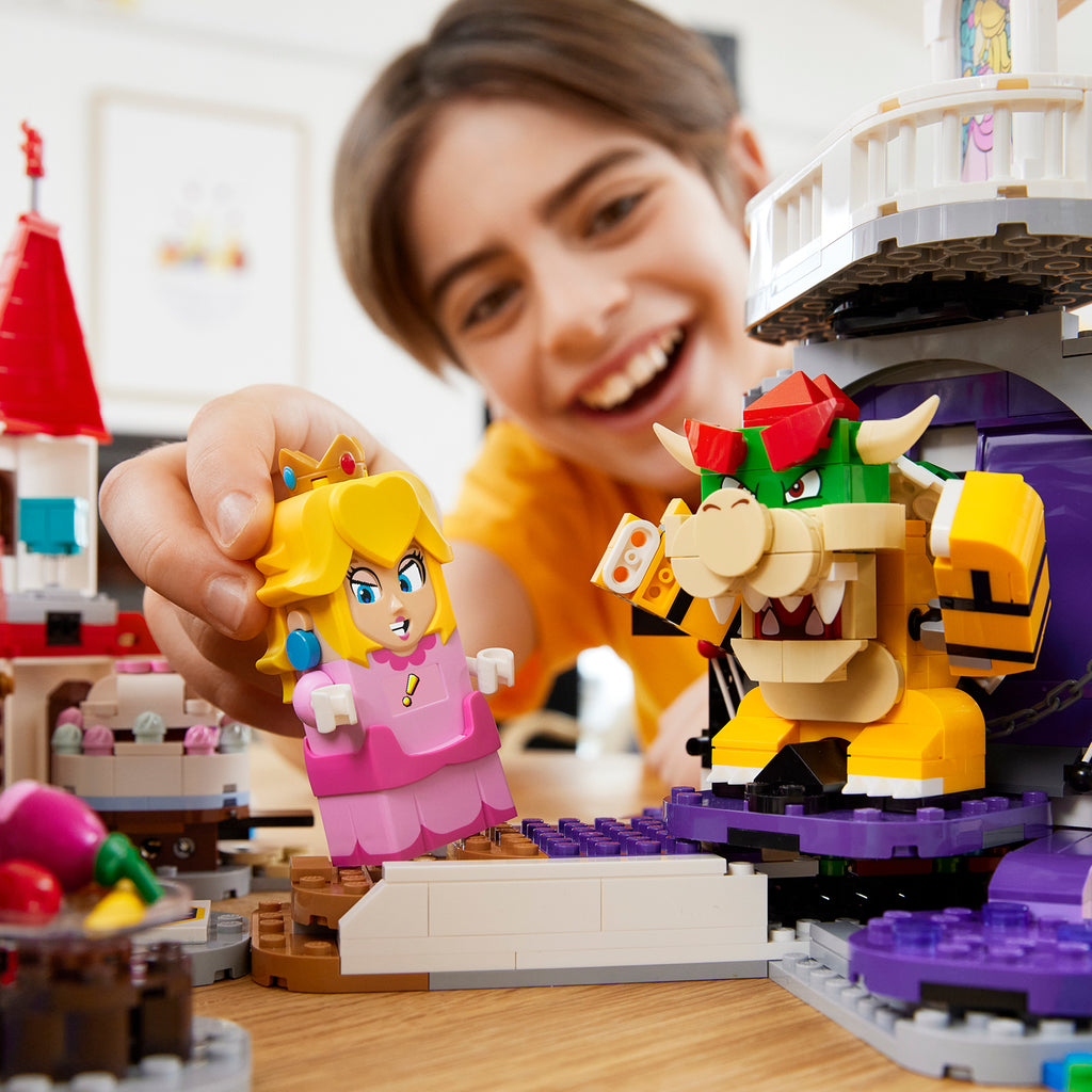 LEGO® Super Mario™ Peach’s Castle Expansion Set - Bộ Mở Rộng Lâu Đài Của Peach 71408 - LEGO - Góc nhìn khác 3