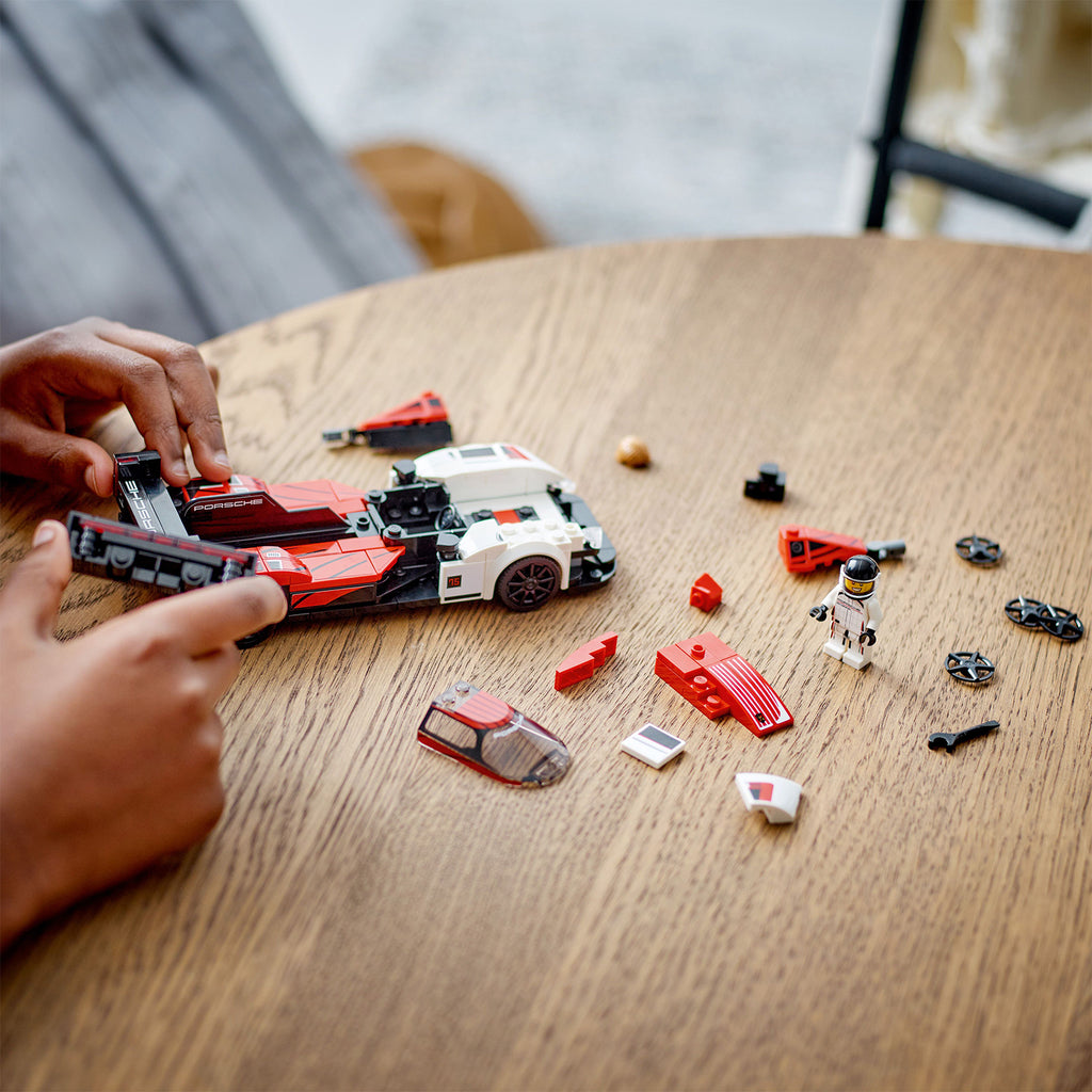 LEGO® Speed Champions Porsche 963 - Mô hình xe đua Le Mans Daytona Hybrid chính hãng LEGO (76916) - Góc nhìn khác 3