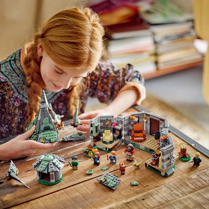 LEGO® Harry Potter™ Hagrid's Hut: An Unexpected Visit - Bộ Đồ Chơi Lắp Ráp - LEGO 76428 - Góc nhìn khác 3