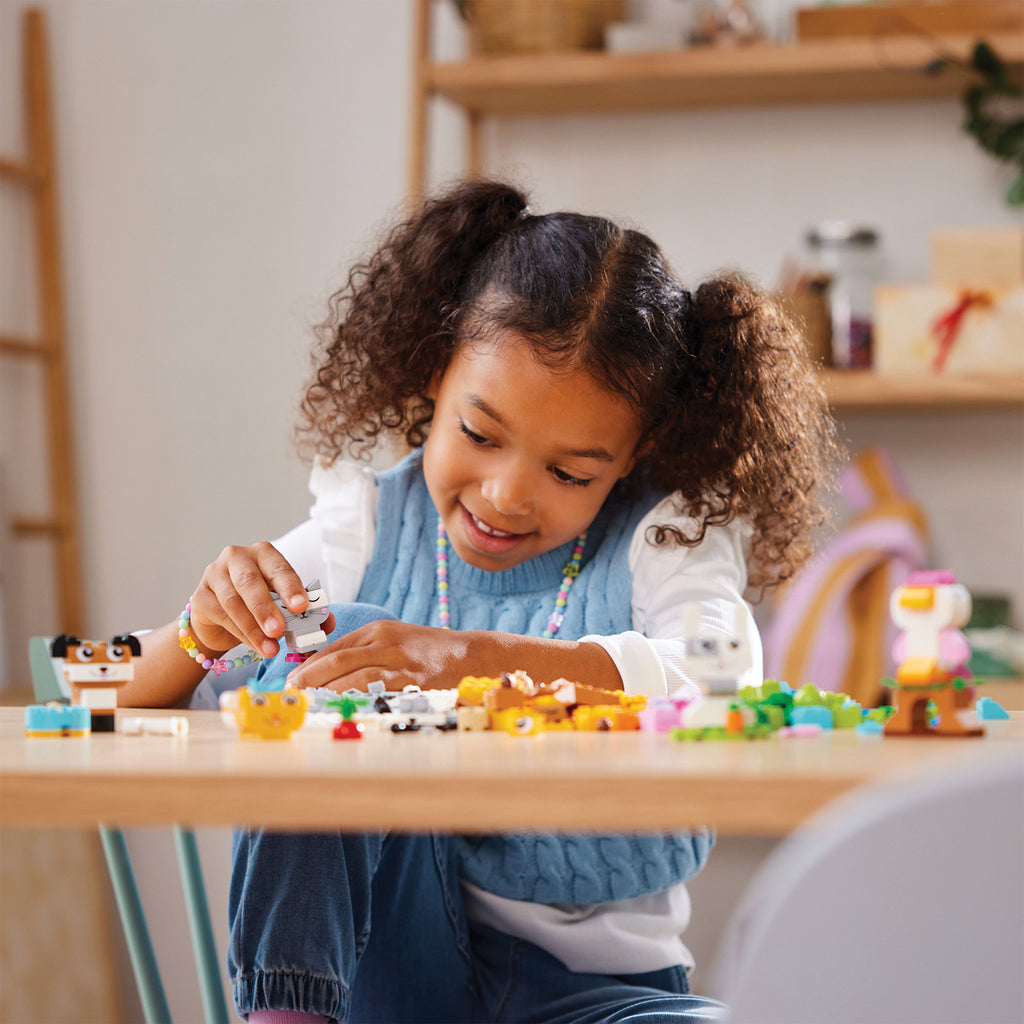LEGO® Classic Creative Pets - Bộ Đồ Chơi Lắp Ráp Thú Cưng Sáng Tạo - LEGO 11034 - Góc nhìn khác 3