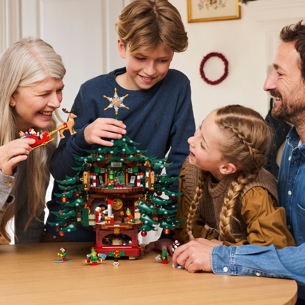 LEGO® Family Christmas Tree Decoration - Mô Hình Cây Thông Noel Gia Đình - LEGO 41843 - Hình ảnh bổ sung 6