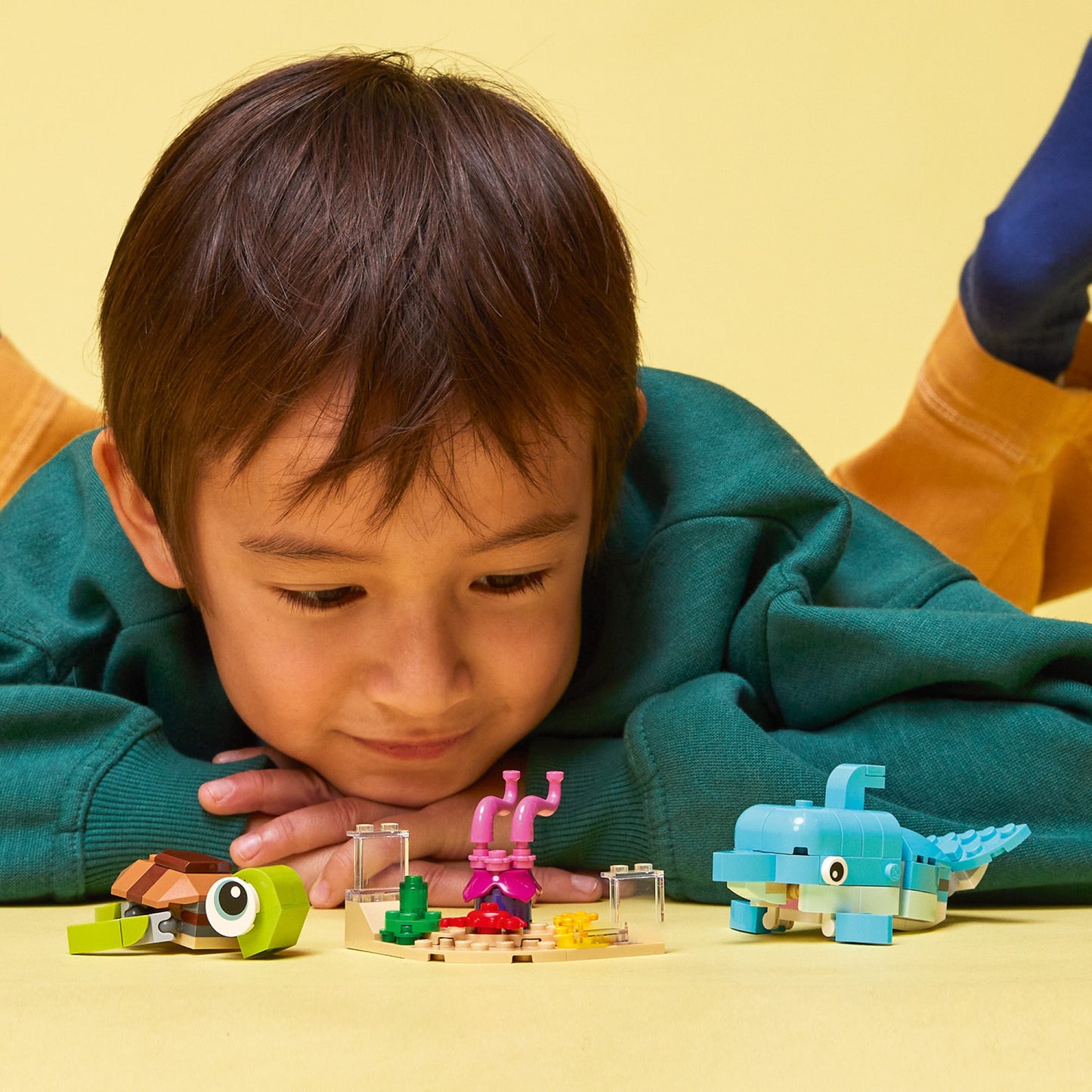 LEGO® Creator 3-in-1 Dolphin and Turtle - Bộ lắp ráp sinh vật biển 3 trong 1 - LEGO 31128 - Góc nhìn khác 3