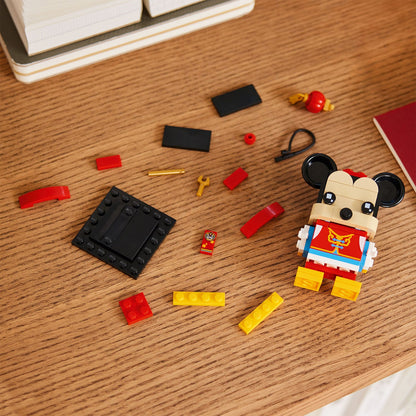 LEGO® BrickHeadz™ Spring Festival Mickey Mouse - Đồ Chơi Lắp Ráp Disney Mickey 40673 - Góc nhìn khác 3