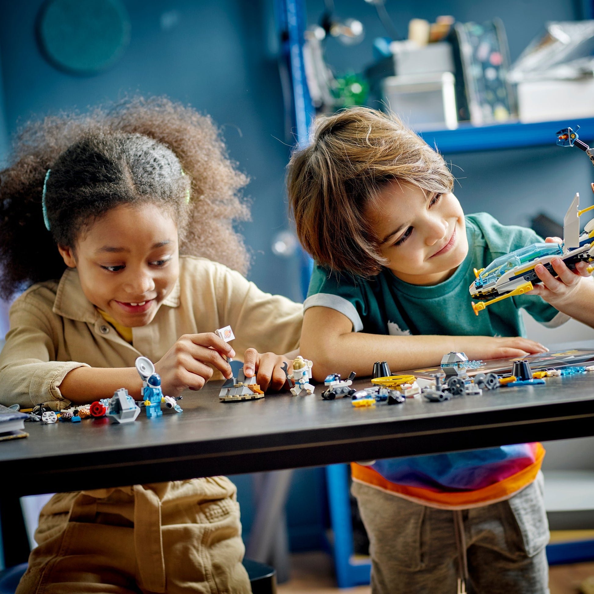 LEGO® City Mars Spacecraft Exploration Missions - Đồ Chơi Lắp Ráp Sứ Mệnh Khám Phá Sao Hỏa - LEGO 60354 - Góc nhìn khác 3