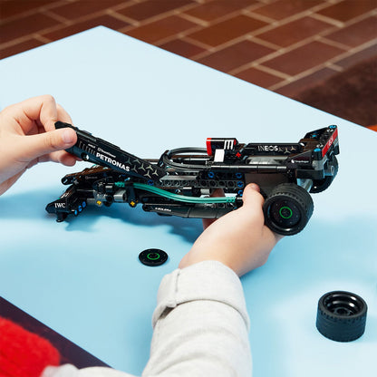 LEGO® Technic™ Mercedes-AMG F1 W14 E Performance Pull-Back - Xe Đua Đồ Chơi Lắp Ráp LEGO 42165 - Góc nhìn khác 3