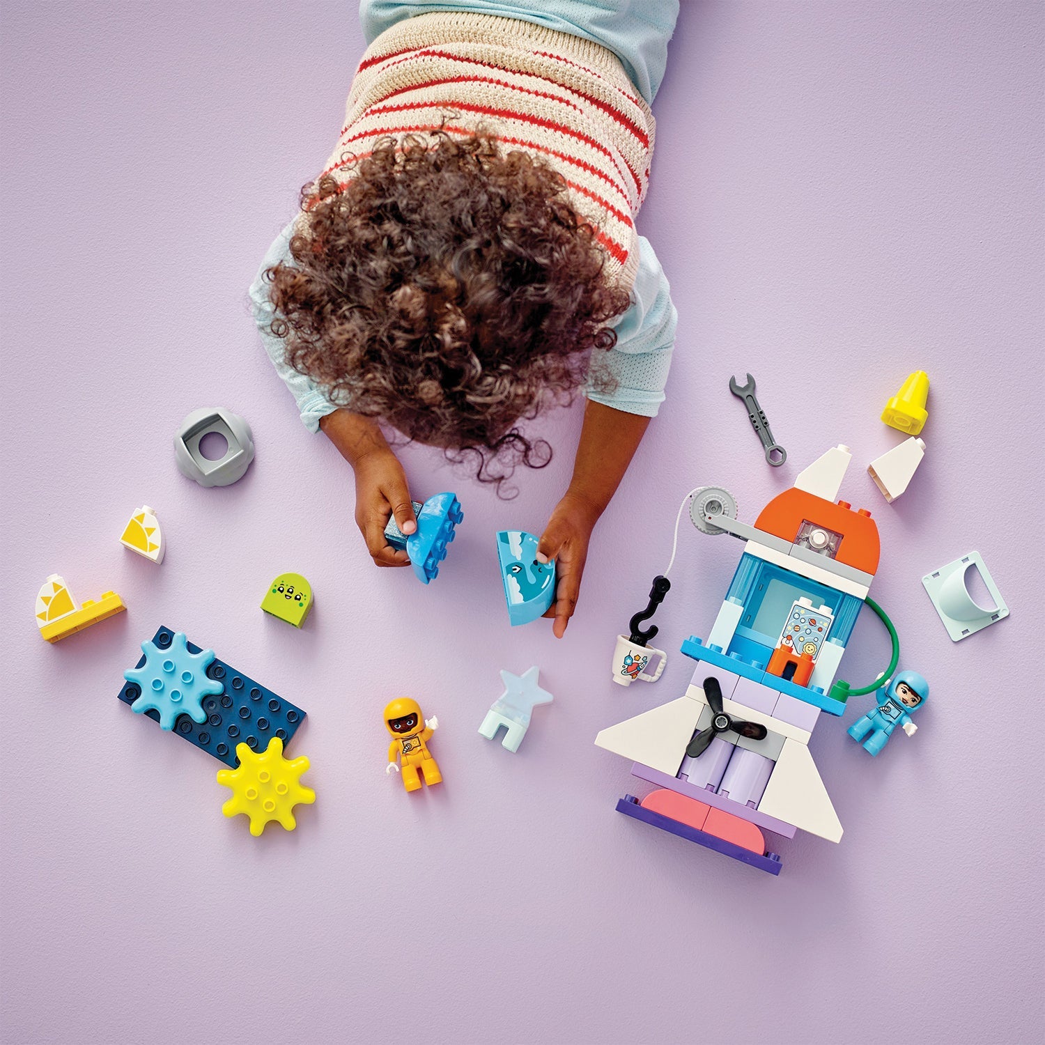 LEGO® DUPLO™ 3in1 Space Shuttle Adventure - Bộ Đồ Chơi Lắp Ráp Tên Lửa Vũ Trụ 3 Trong 1 LEGO 10422 - Góc nhìn khác 3