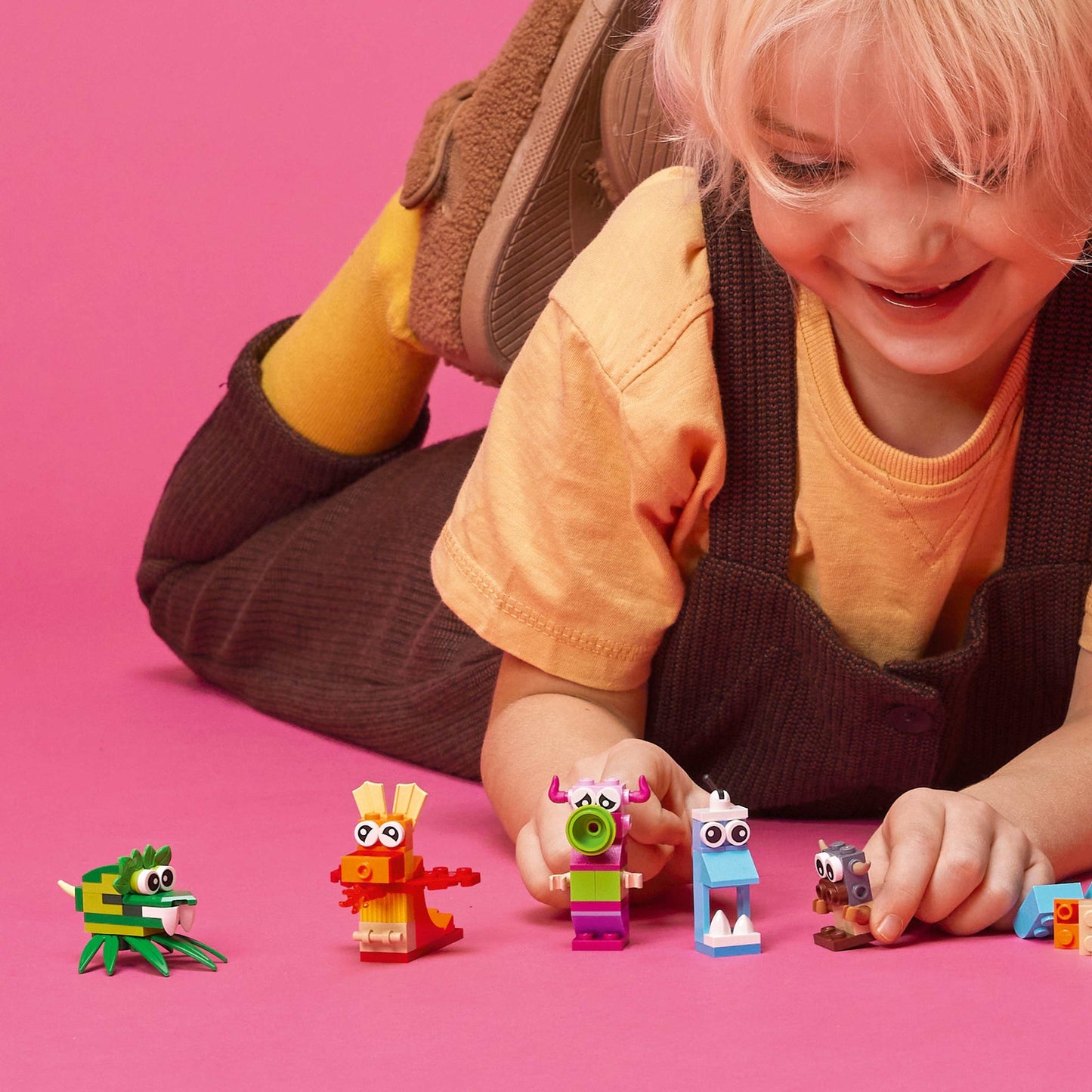 LEGO® Classic Creative Monsters - Đồ chơi lắp ráp Quái vật Sáng tạo 140 mảnh - LEGO 11017 - Góc nhìn khác 3