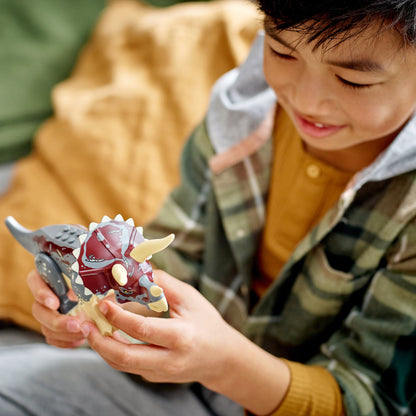 LEGO® Jurassic World Triceratops Pickup Truck Ambush - Bộ Lắp Ráp Xe Bán Tải Phục Kích Khủng Long - LEGO 76950 - Góc nhìn khác 3