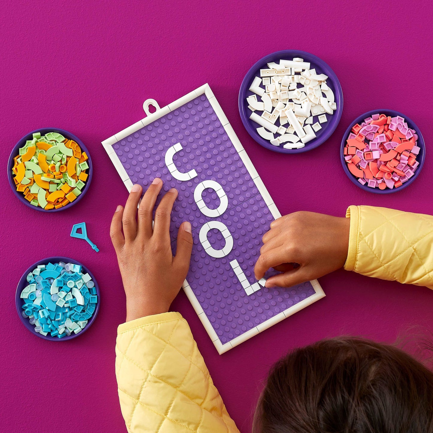 LEGO® DOTS™ Message Board - Bảng Tin Thủ Công Sáng Tạo - LEGO 41951 - Hình ảnh bổ sung 4