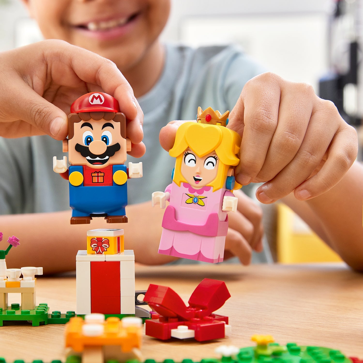 LEGO® Super Mario™ Adventures with Peach Starter Course - Bộ Đồ Chơi Khởi Đầu Tương Tác LEGO 71403 - Góc nhìn khác 3