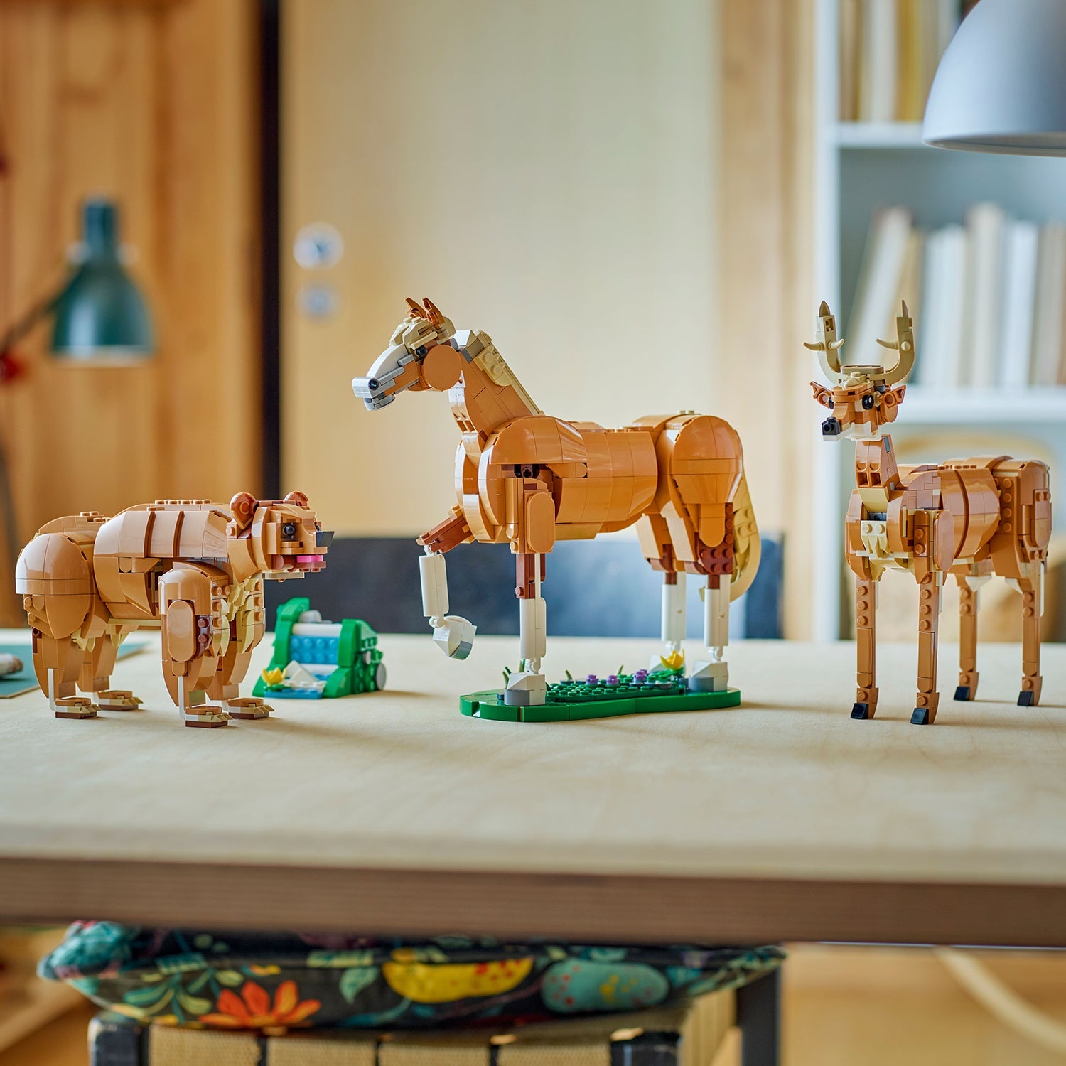 LEGO® Creator 3-in-1 Beautiful Horse - Đồ Chơi Lắp Ráp Động Vật 3-trong-1 (31166) - Hình ảnh bổ sung 8