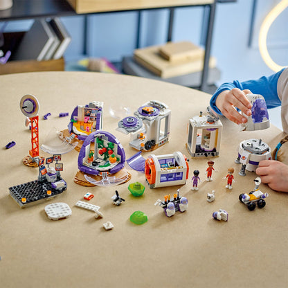 LEGO® Friends™ Mars Space Base and Rocket Căn Cứ Vũ Trụ Và Tên Lửa Sao Hỏa 42605 - Góc nhìn khác 3