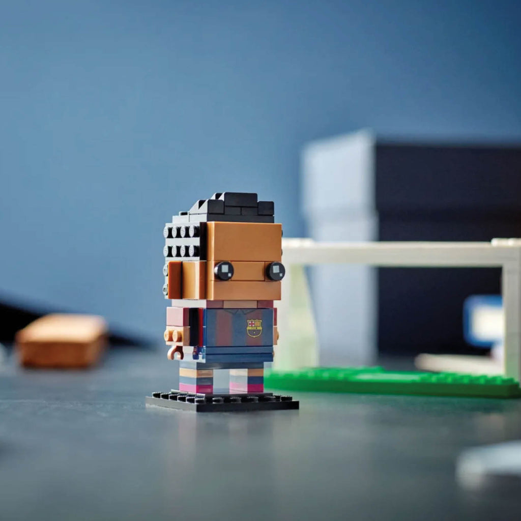 LEGO® BrickHeadz™ FC Barcelona Go Brick Me - Mô Hình Lắp Ráp Cầu Thủ Barca Tùy Chỉnh LEGO 40542 - Hình ảnh bổ sung 5