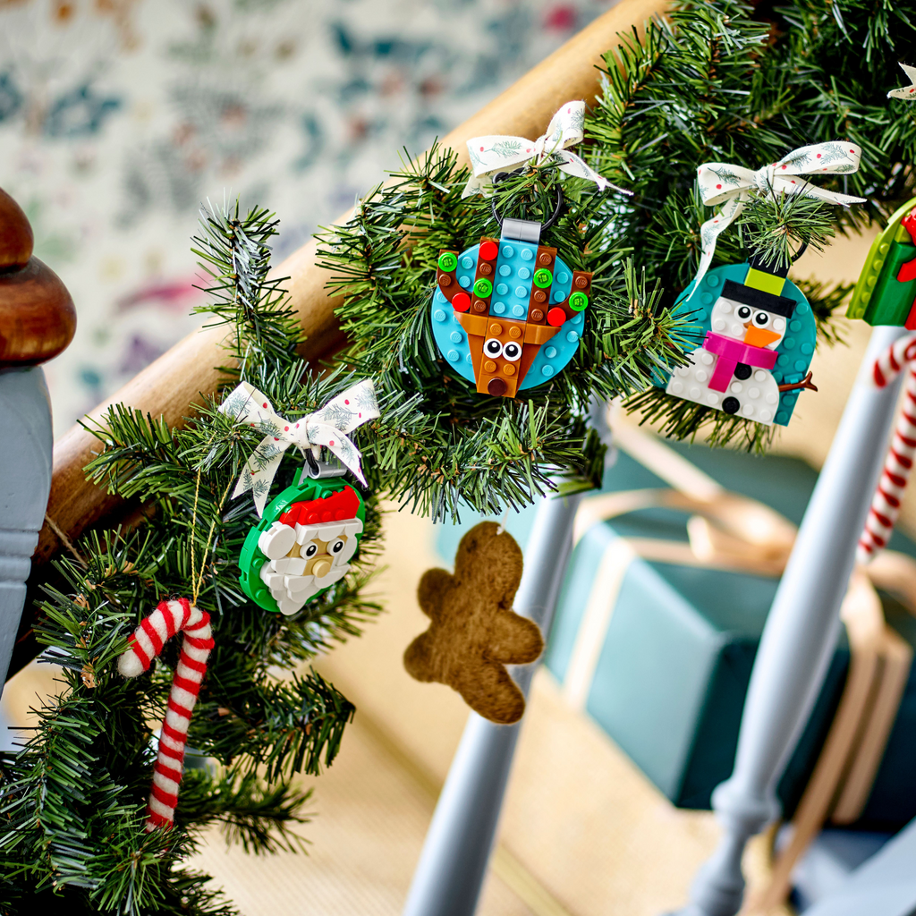 LEGO® Christmas Ornament Selection - Bộ Lắp Ráp Trang Trí Giáng Sinh 4 Trong 1 - LEGO 40744 LEGO - ảnh 4 - Lego