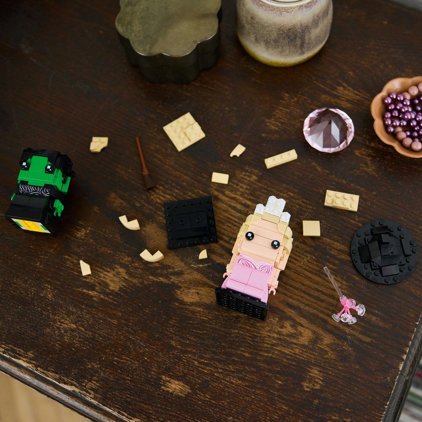 LEGO® BrickHeadz™ Elphaba & Glinda Figures Mô Hình Nhân Vật Wicked LEGO 40794 - Hình ảnh bổ sung 4