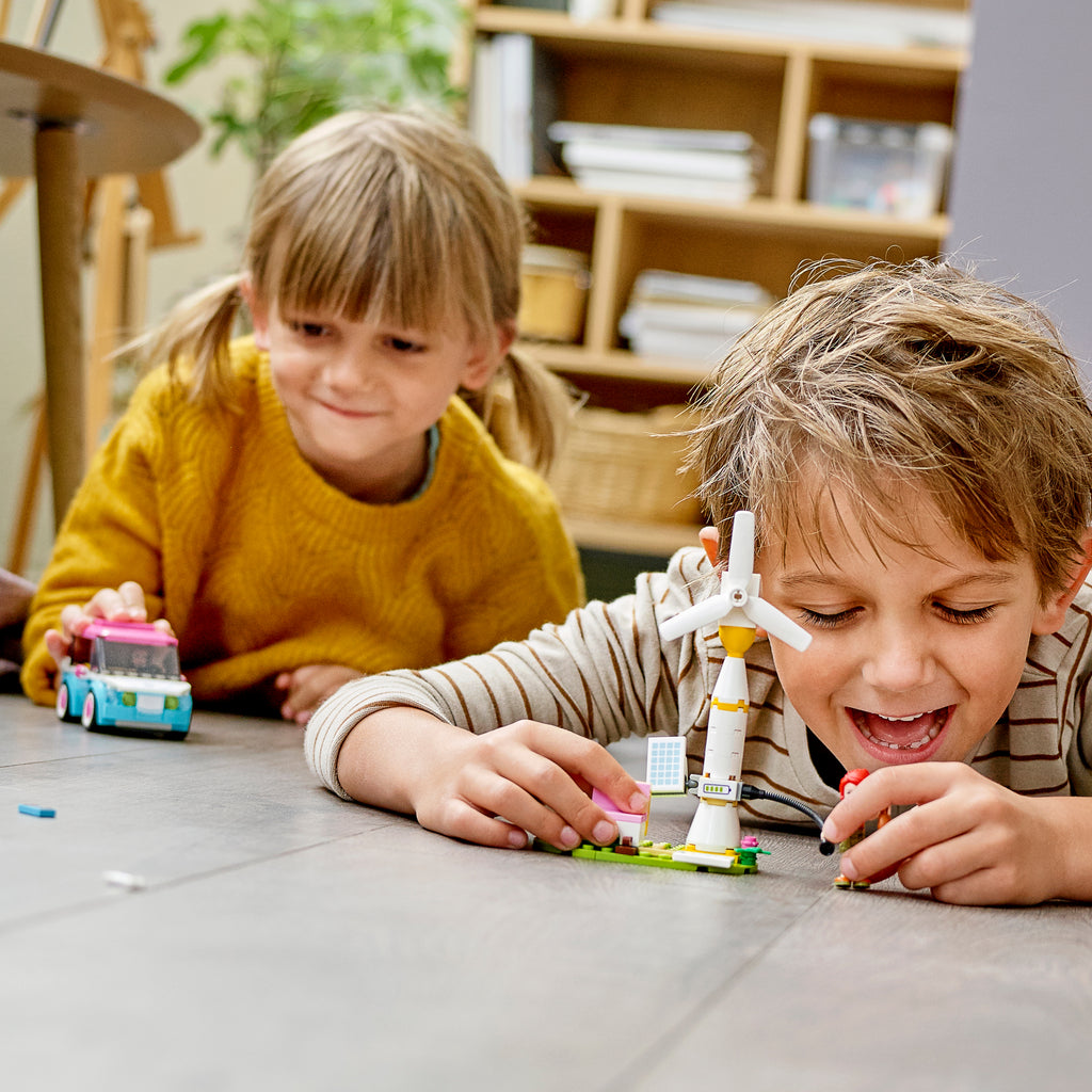 LEGO® Friends™ Olivias Electric Car - Đồ Chơi Lắp Ráp Xe Điện Của Olivia - LEGO 41443 - Góc nhìn khác 3