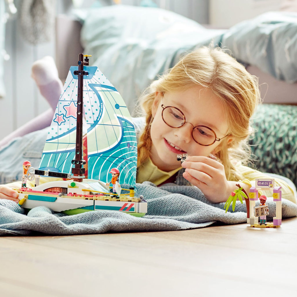 LEGO® Friends™ Stephanies Sailing Adventure - Bộ Đồ Chơi Thuyền Buồm Đua 41716 - Hình ảnh bổ sung 4