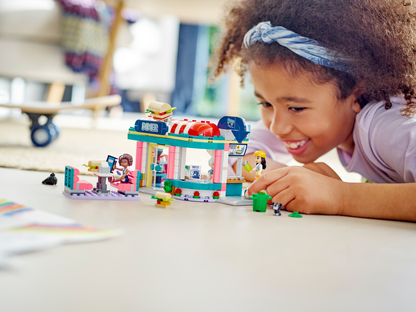 LEGO® Friends™ Heartlake Downtown Diner - Bộ Đồ Chơi Lắp Ráp Nhà Hàng LEGO 41728 - Hình ảnh bổ sung 7
