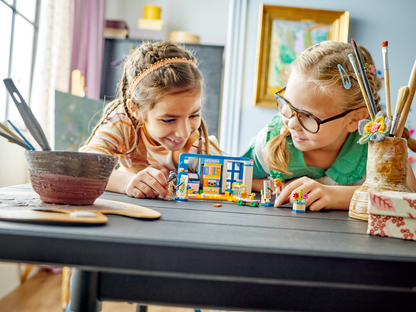 LEGO® Friends™ Liann's Room - Bộ Đồ Chơi Lắp Ráp Phòng Nghệ Thuật - LEGO 41739 - Hình ảnh bổ sung 6