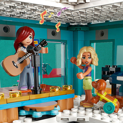LEGO® Friends™ Heartlake City Community Center - Đồ chơi lắp ráp Trung tâm cộng đồng - LEGO 41748 - Hình ảnh bổ sung 6